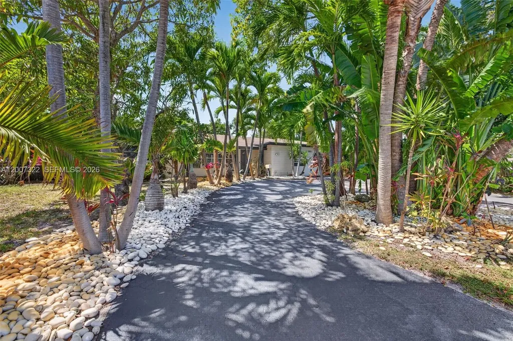 5451 NE 22nd Avenue Fort Lauderdale FL 33308