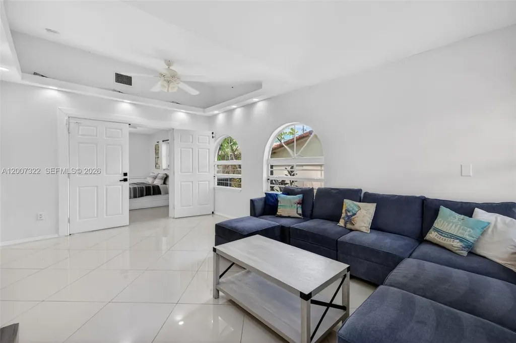 5451 NE 22nd Avenue Fort Lauderdale FL 33308