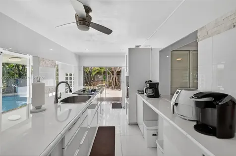 5451 NE 22nd Avenue Fort Lauderdale FL 33308