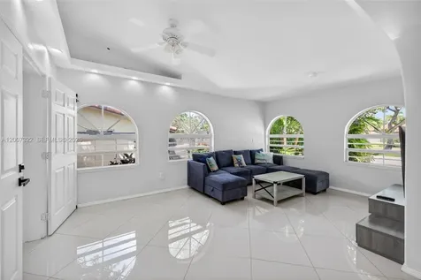 5451 NE 22nd Avenue Fort Lauderdale FL 33308