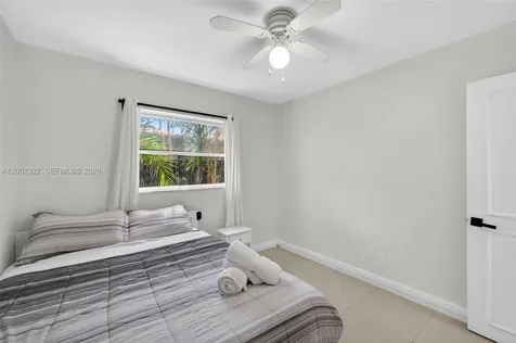 5451 NE 22nd Avenue Fort Lauderdale FL 33308