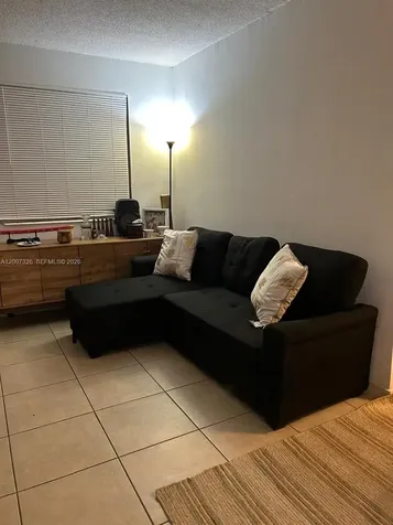 1100 NE 1st Court Hallandale Beach FL 33009
