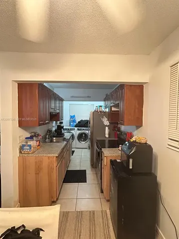1100 NE 1st Court Hallandale Beach FL 33009