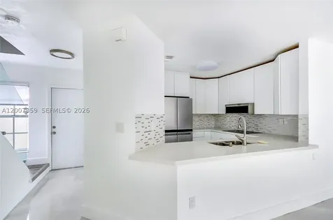 12909 SW 61 Miami FL 33183