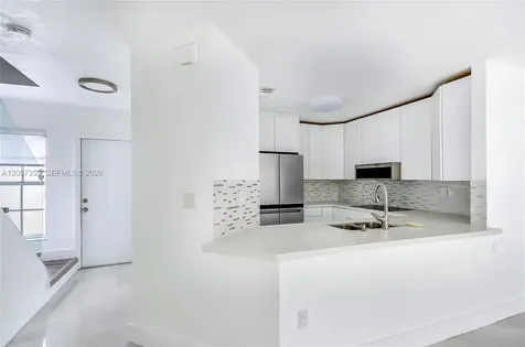 12909 SW 61 Miami FL 33183