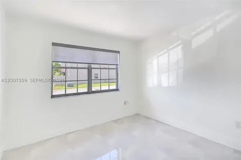 12909 SW 61 Miami FL 33183