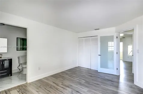 12909 SW 61 Miami FL 33183