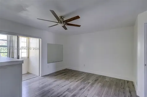 12909 SW 61 Miami FL 33183