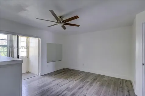 12909 SW 61 Miami FL 33183