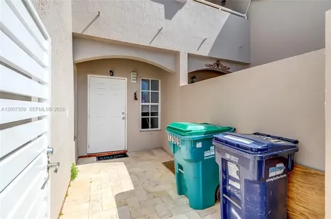 12909 SW 61 Miami FL 33183