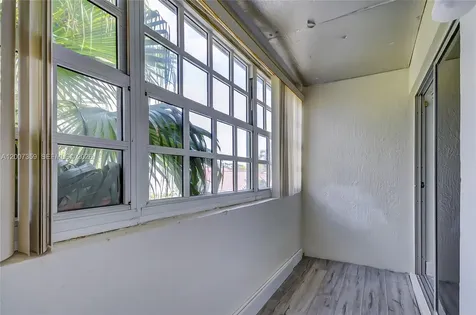 12909 SW 61 Miami FL 33183