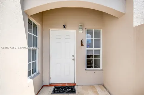 12909 SW 61 Miami FL 33183
