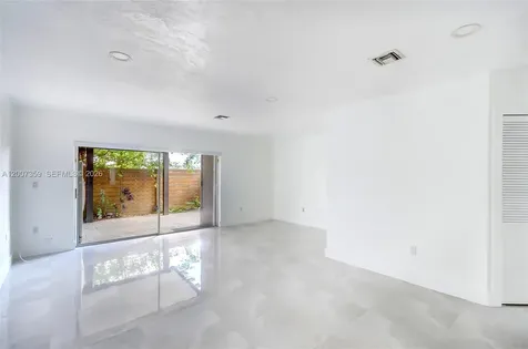 12909 SW 61 Miami FL 33183