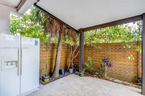 12909 SW 61 Miami FL 33183