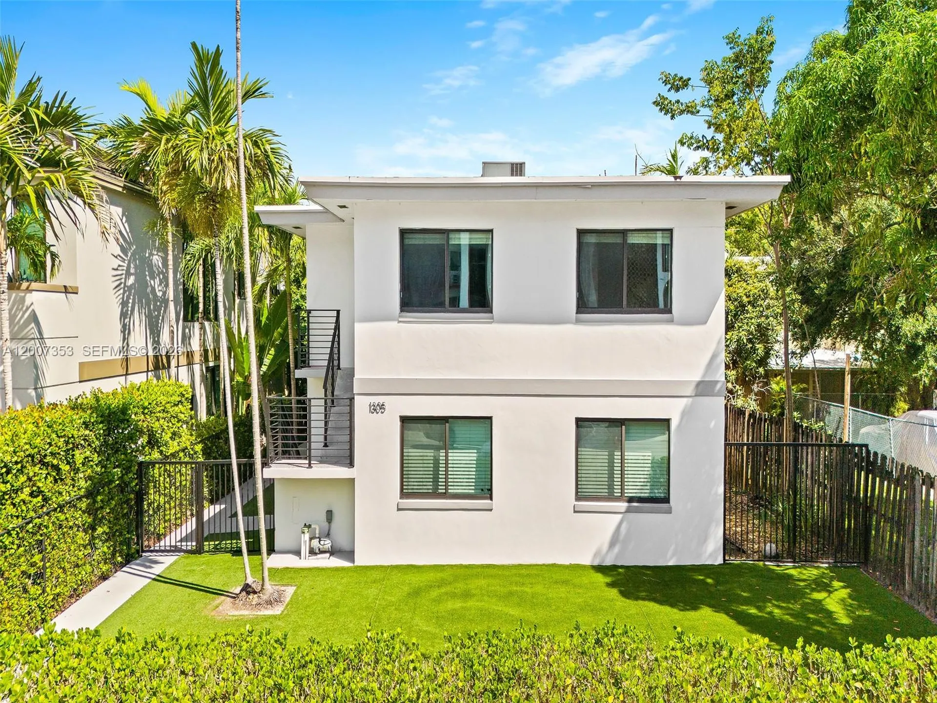 1305 SE 1st Street Fort Lauderdale FL 33301