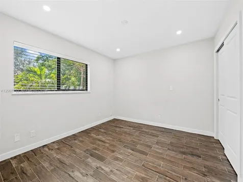 1305 SE 1st Street Fort Lauderdale FL 33301