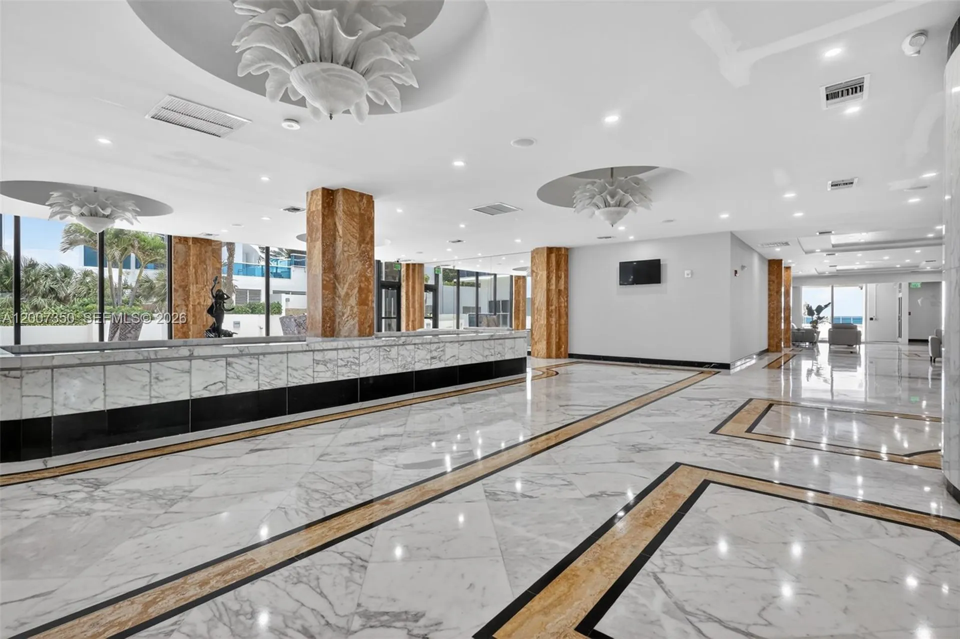 2751 S Ocean Drive Hollywood FL 33019