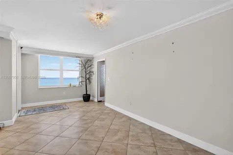 2751 S Ocean Drive Hollywood FL 33019