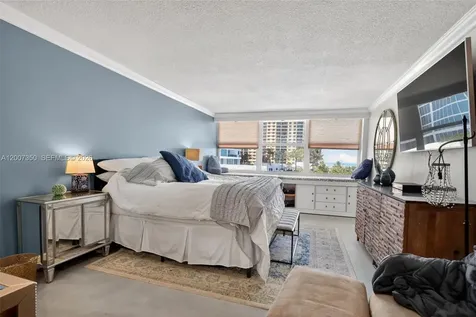 2751 S Ocean Drive Hollywood FL 33019
