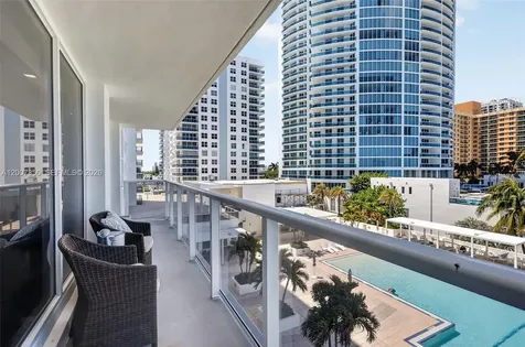 2751 S Ocean Drive Hollywood FL 33019