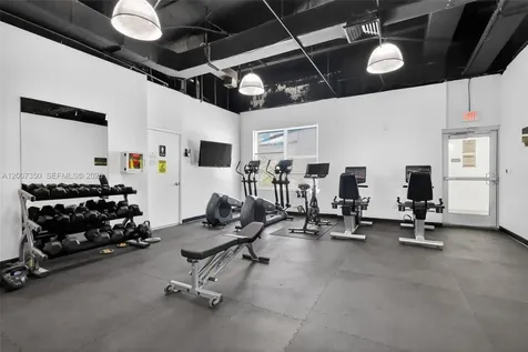 2751 S Ocean Drive Hollywood FL 33019