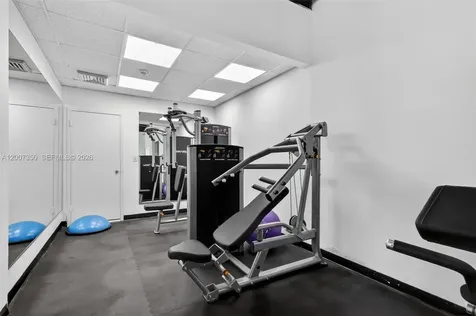 2751 S Ocean Drive Hollywood FL 33019