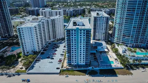 2751 S Ocean Drive Hollywood FL 33019