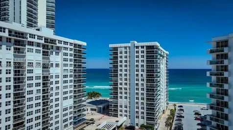2751 S Ocean Drive Hollywood FL 33019
