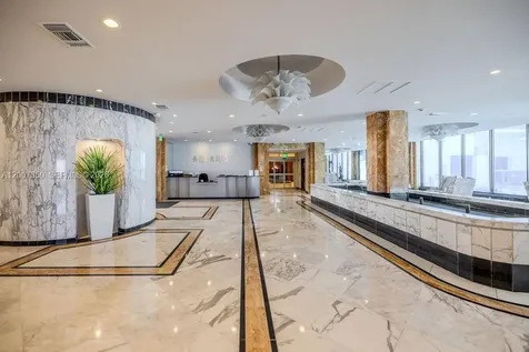 2751 S Ocean Drive Hollywood FL 33019
