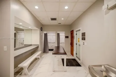 2751 S Ocean Drive Hollywood FL 33019