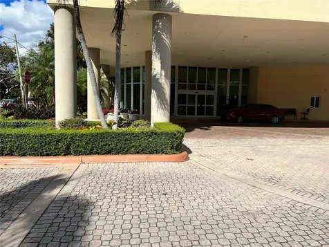 2475 Brickell Avenue Miami FL 33129