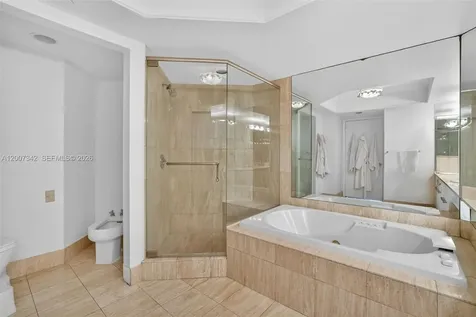 21205 Yacht Club Drive Aventura FL 33180