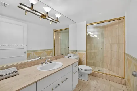 21205 Yacht Club Drive Aventura FL 33180