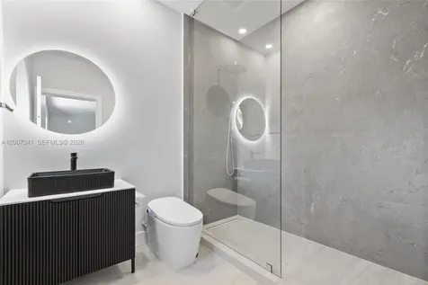 550 S Shore Drive Miami Beach FL 33141