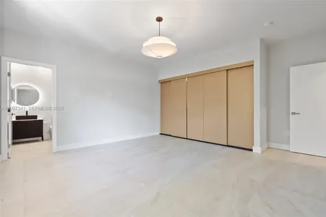 550 S Shore Drive Miami Beach FL 33141