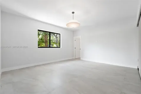 550 S Shore Drive Miami Beach FL 33141