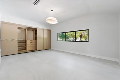 550 S Shore Drive Miami Beach FL 33141