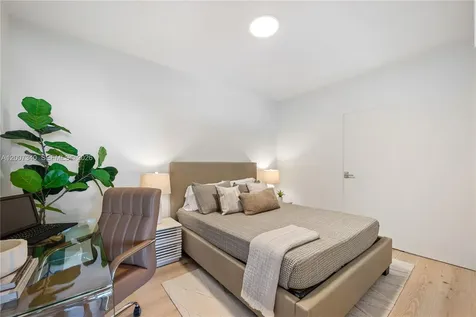 6365 Collins Avenue Miami Beach FL 33141