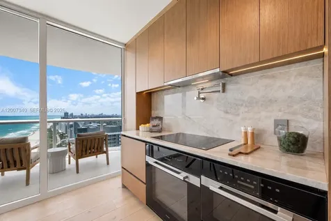 6365 Collins Avenue Miami Beach FL 33141