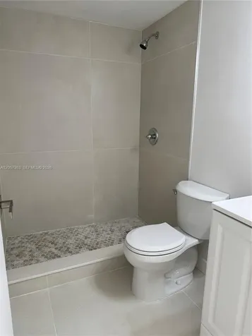 8261 NW 8th Street Miami FL 33126