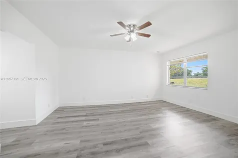 5201 Yellow Pine Lane Tamarac FL 33319