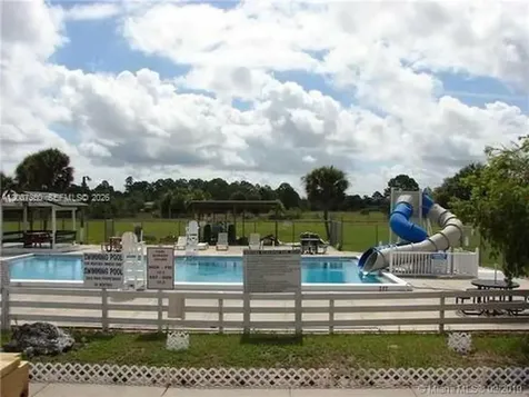 470 N Cabbage Street Clewiston FL 33440