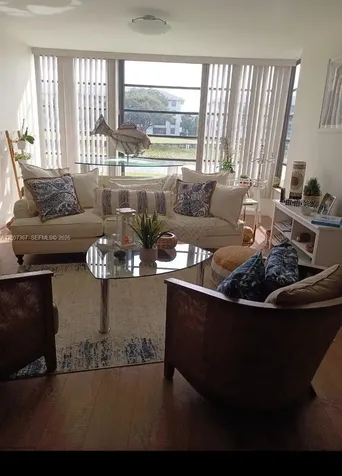 1518 Whitehall Drive Davie FL 33324