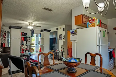6924 Holly Creek Road Orlando FL 32798