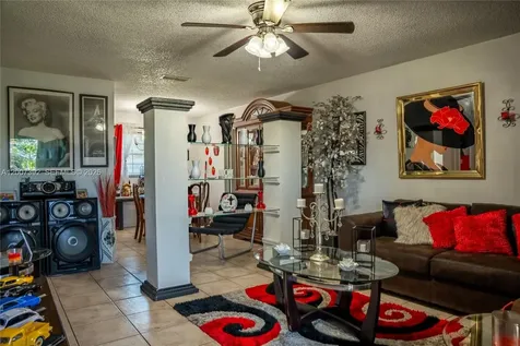 6924 Holly Creek Road Orlando FL 32798