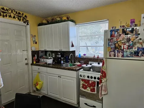 3431-3433 SW 4th Street Miami FL 33135