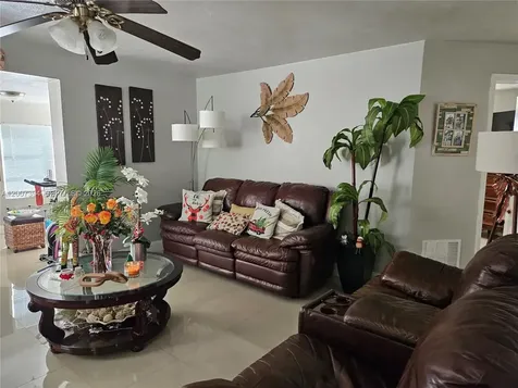 3431-3433 SW 4th Street Miami FL 33135