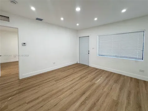 6322 NE 1st Place Miami FL 33138