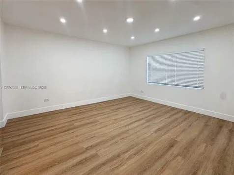 6322 NE 1st Place Miami FL 33138
