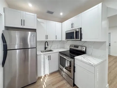 6322 NE 1st Place Miami FL 33138